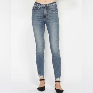 NWOT Judy Blue Tummy Control Vintage Wash Hem Destroy Skinny Jeans Size 5/27